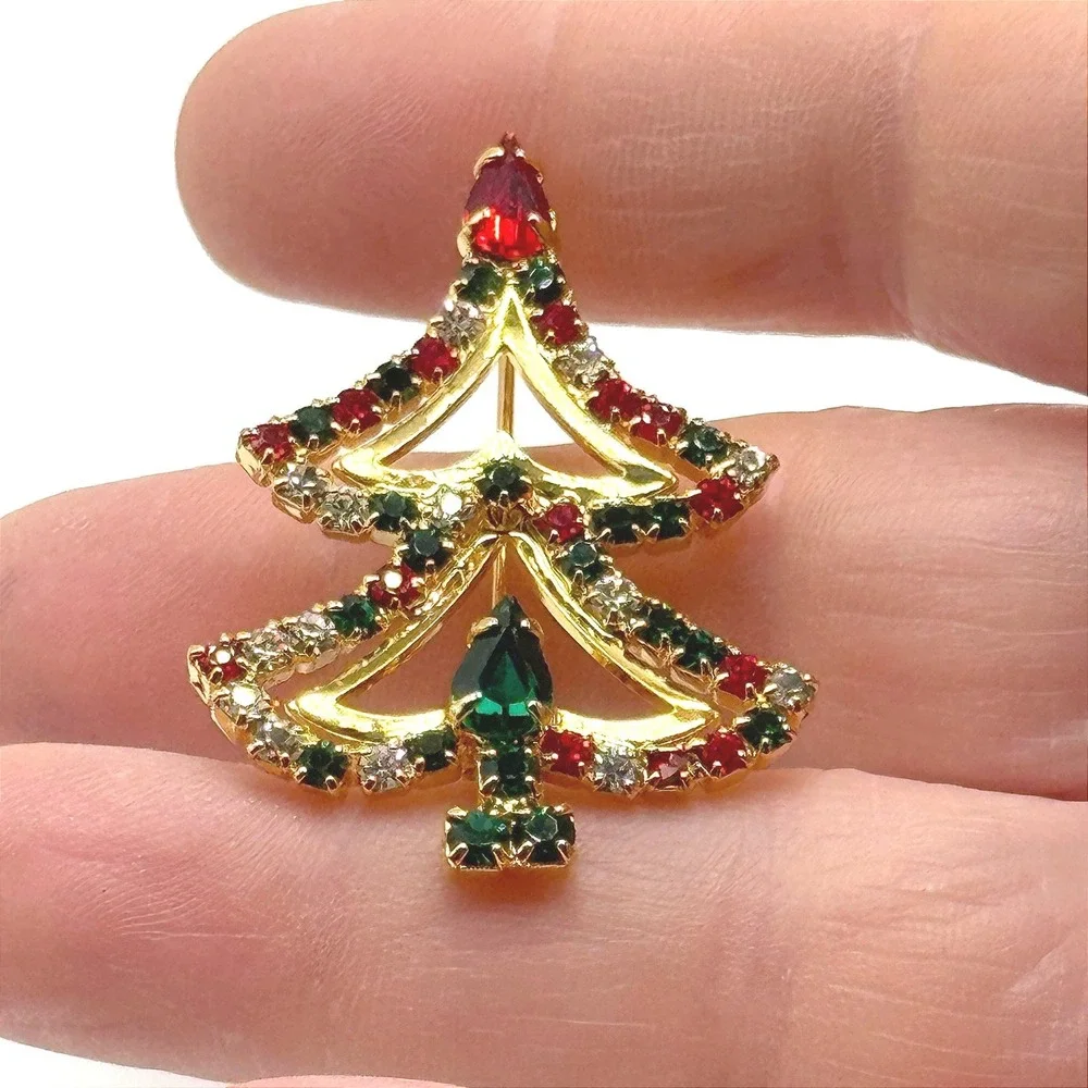 Vintage Christmas Tree Brooch Gold Tone Red Green Clear Rhinestone Holiday Pin